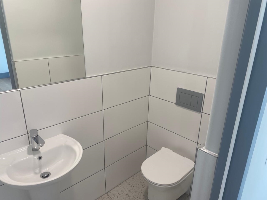 To Let commercial Property for Rent in Stikland Western Cape